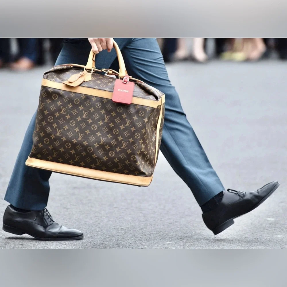 💥 Louis Vuitton Cruiser Monogram Classic Tote Bag 🎁 - Picture 14 of 15